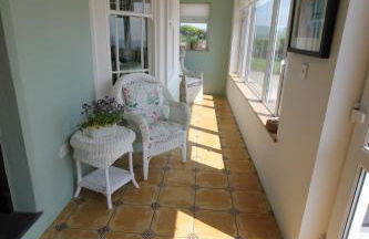 Spacious seaside family house in Aberdaron with large garden and stunning sea views - Photo 11