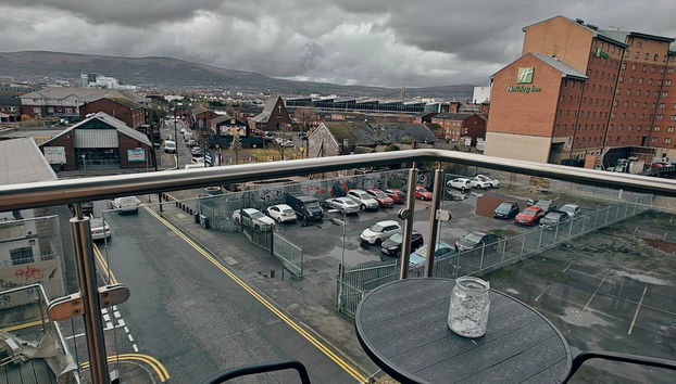 2BR Mountain View City Centre - Foto 2, Habitación