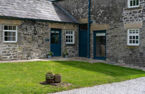 Kingfisher Cottage Upperdale Peak District - Photo 3