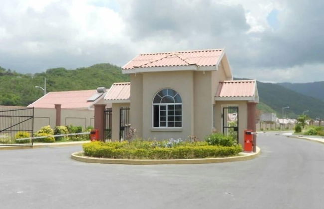 Caymanas Adrian's Vacation House - Foto 66