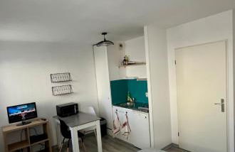 Studio calme proche de la gare - Foto 3