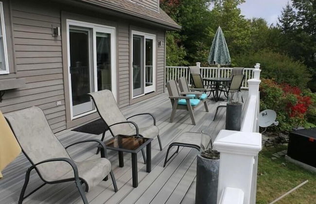 Cadillac Views - Photo 24