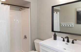 4 Bedroom Lakefront Home with Private Beach on Cedar Point Chaussee - Photo 48