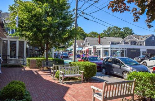 Full Renovation Amazing Spot with Views - Photo 24