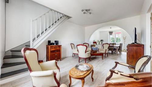 4 Bedroom Gorgeous Home In Jarnac - Foto 3