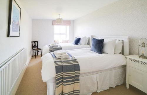 Beautiful family home, sea views, large garden - Foto 34