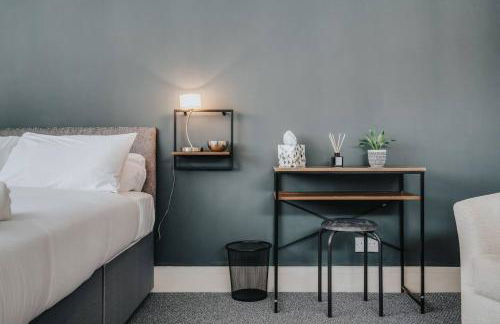 Woolton Rd Flat Near John Lennon Airport, Free Parking & Wifi - Pass the Keys - Foto 10