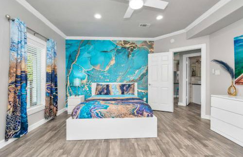 Prolific Blue Oasis near Med Ctr Dwntwn Galleria - Photo 11