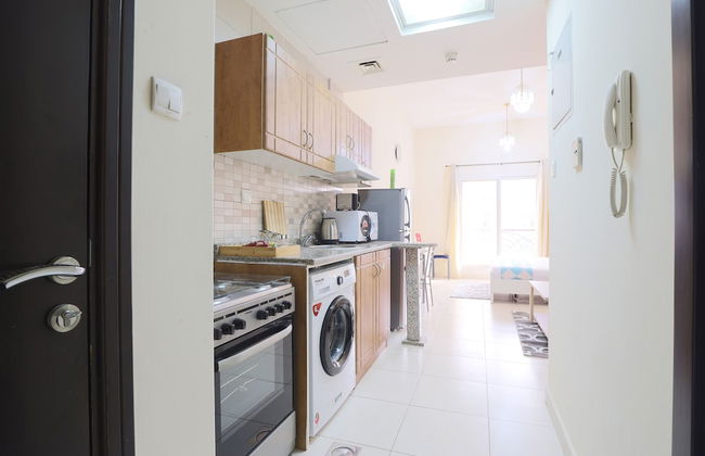 OYO 264 Home Cordoba Palace 607 Studio - Photo 12