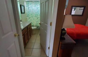 Spacious 5 bdrm 4 bth pool home, game room New Year special close to Disney, Epic Universe Spring Break Special - Foto 25