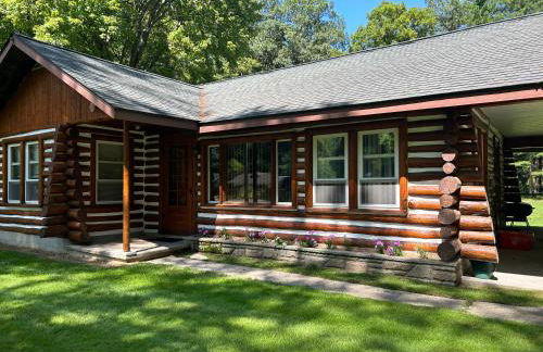 Lake Access! Twin Birch Resort - Kodiak Cabin - Foto 10