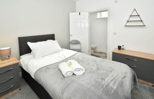 Townhouse@ 147 Westminster Street Crewe - Photo 8