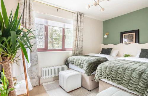 Spring Stays Cosy 2-Bed Residence with Free Parking - Foto 11