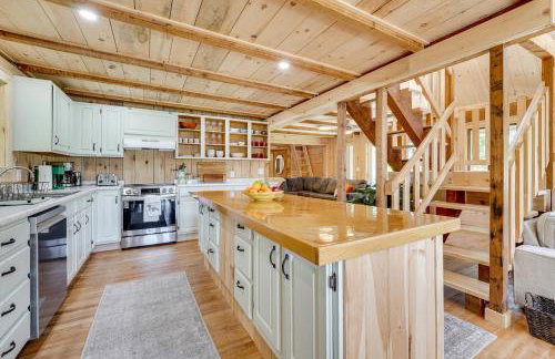 Dock and Kayaks Annabessacook Lake Retreat! - Foto 9