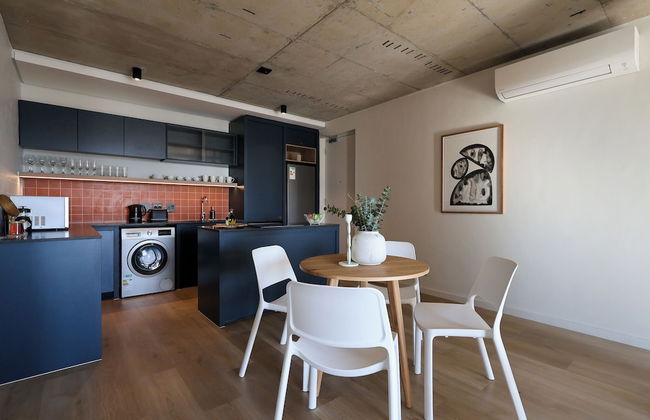 THREE43 on B - Fluent Serviced Apartments - Foto 36