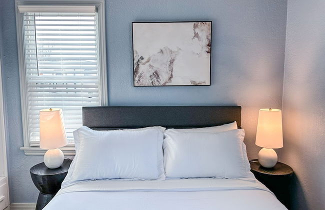 2BR Cozy Winter Respite Haven in Midwest City - Photo 24