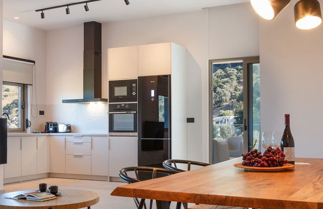 Panorama Luxury Suites - Photo 22