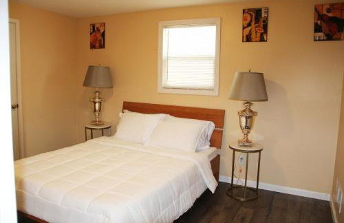 Charming home in heart of St Joseph 30 Plus days - Foto 24