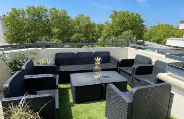 BnGo I Immense RoofTop Lyon I 2 chambres, 4 places parkings, 2 immenses terrasses, 8 personnes - Photo 12