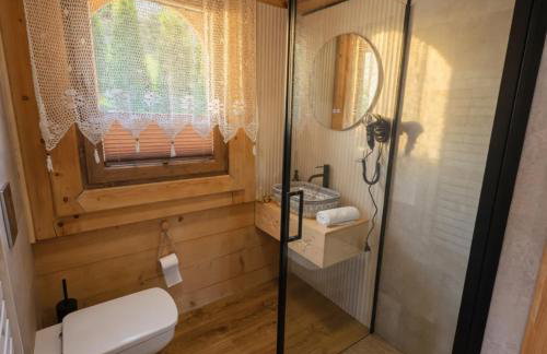 Góralska Chatka 2 Highland Cottage - Split AC, Jacuzzi, Sauna, Private parking, Mountains View, Garden, Zakopane - Photo 15
