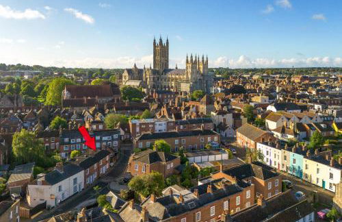 Charming 2 Bed Cottage - within city walls - free parking- garden - Foto 10