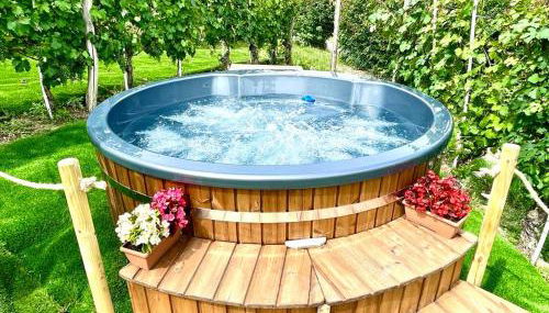 Madama Langa Country House con piscina nelle vigne - Photo 4