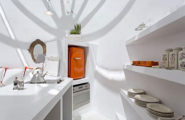 Kamini Santorini Luxury Villas - Photo 21