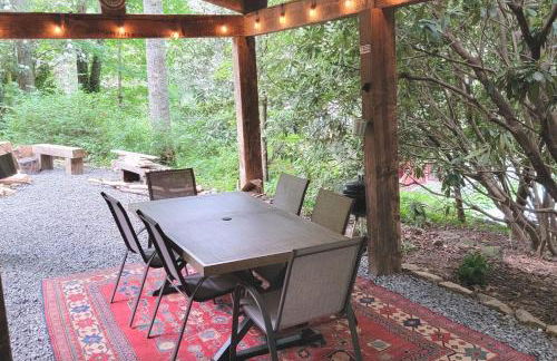 Shiners Hideaway - Cozy Cabin with Trails & Family Memories - Foto 18