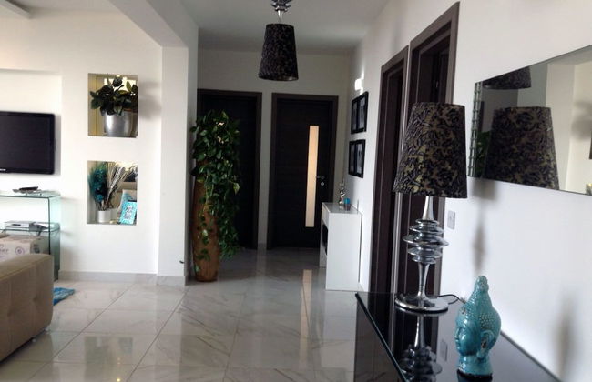 Luxury Seafront Apartment With Pool - Foto 27