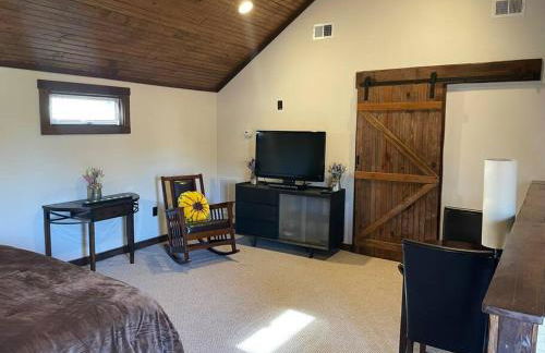 Pleasant Valley Farm Dairy Barn writer's retreat - Foto 22