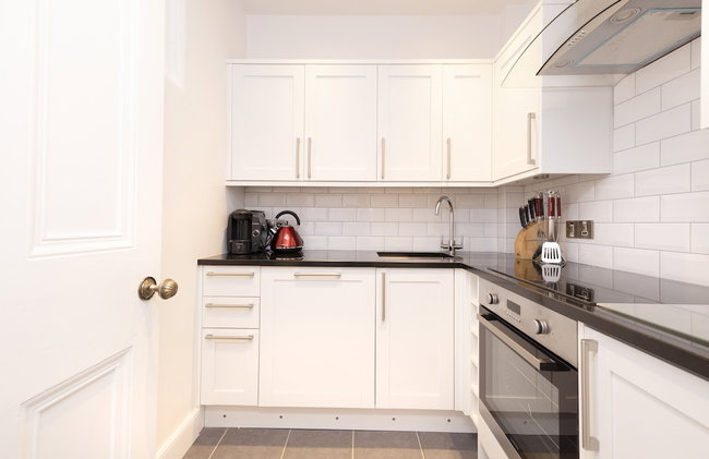 JOIVY Charming 2-Bed Flat Near Edinburgh Castle - Foto 21