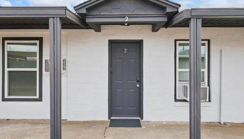 Modern 2BR Unit with Hot Tub - Foto 5