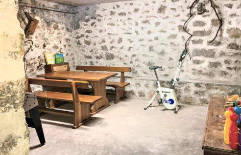 Amazing Home In Novi Vinodolski - Foto 24