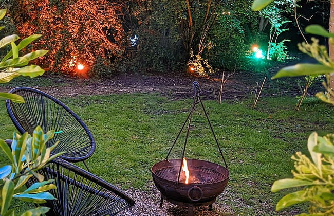 Owl Lodge With Hot Tub and Massage Treatments - Photo 23