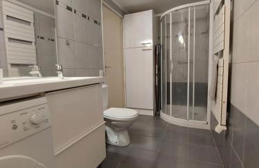 Gîte LES PINS climatisé piscine jardin parking - Foto 22