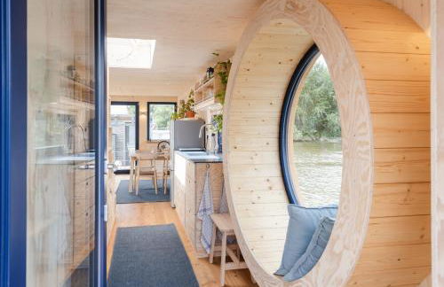 Hausboot AHOI hochwertiges Hausboote mit großer Terrasse und Kamin - Foto 18