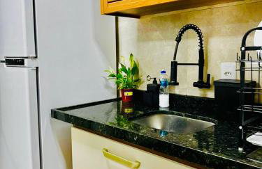 Apartamento novo próximo ao Aeroporto, Estádio Mangueirão, Shoppings, até 8 pessoas - Aceitamos cartão de crédito - Photo 17