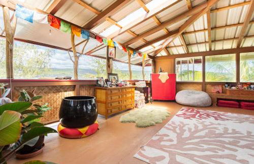 THE MAGICAL LAVA TEMPLE with EPIC Volcano Views! - Foto 8