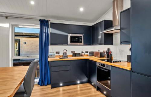 Finest Retreats - Silverwood Premium Chalet - Photo 6