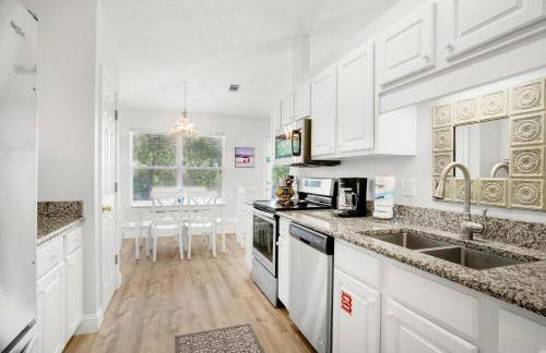 Sandy Pelican - Foto 11