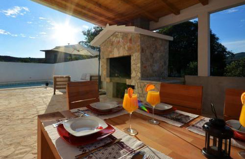 Holiday house with a swimming pool Pozorac, Trogir - 15565 - Foto 17