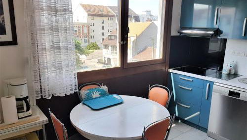 SUNNY DAYS - App 60 m2 avec balcon, 4 pers, 3e étage, au calme et ensoleillé - Foto 4