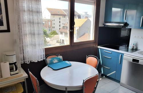 SUNNY DAYS - App 60 m2 avec balcon, 4 pers, 3e étage, au calme et ensoleillé - Foto 4