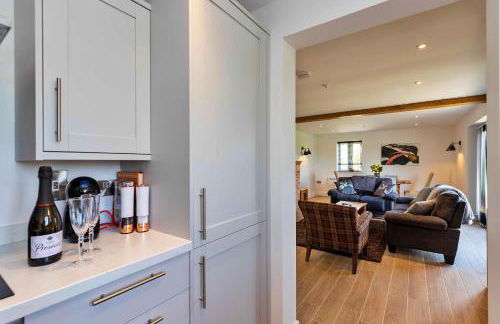 Finest Retreats - The Holt - Photo 7