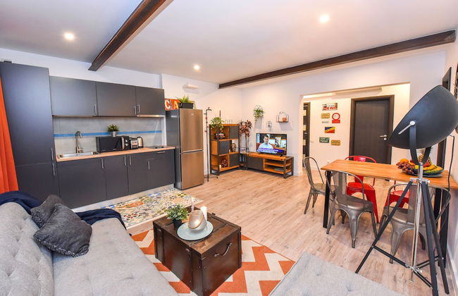 Parliament & River View Apartments - Photo 77