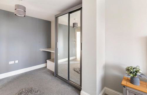 Luxury House 4 ensuite bedrooms, free parking ,wifi - Foto 14