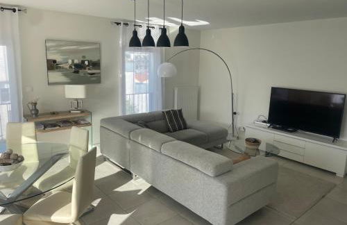 Spacieux Duplex, parking privé , proche Bordeaux - Foto 11