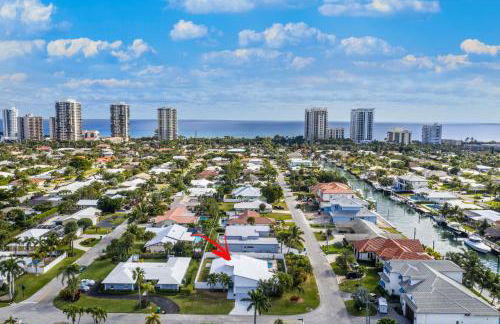 Beach Lux - Heated Pool with Infinity Spa, Cabana, BBQ, Golden Tee - Walk to Beach - by Maven Vacation Rentals - Foto 32