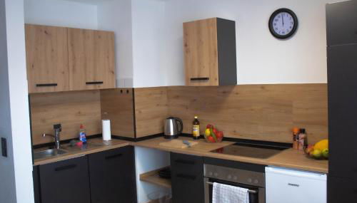 Modernes Studio mit großem Balkon, vollausgestatteter Küche und idealem Arbeitsplatz für Home Office - Foto 4, stove, dishwasher, pet friendly