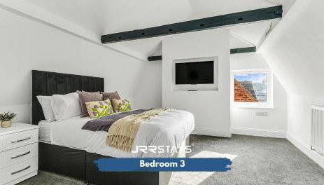 JRR STAYS 3Bed Sleeps 8- Coventry/Antsy M6-J2 CV7 - Foto 3